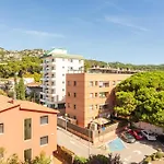 Rene Go2llolet Apartment Lloret de Mar
