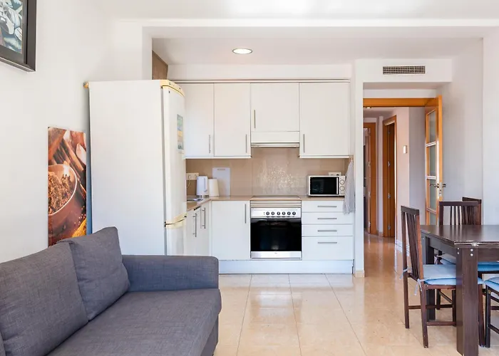 Rene Go2llolet 滨海略雷特